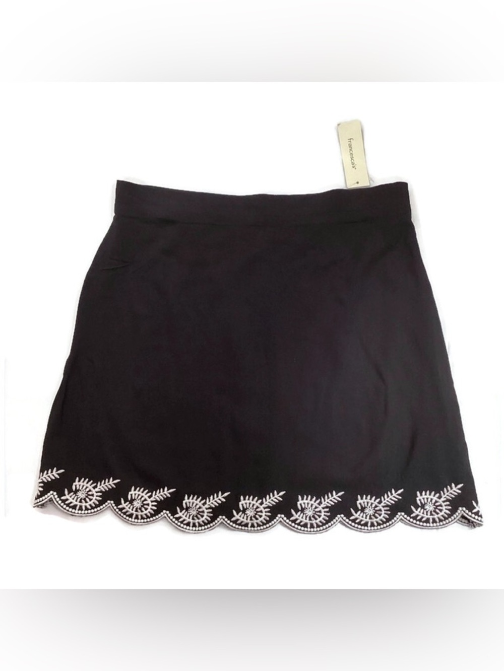 Francesca’s Mi Ami Black Scallop hem Skirt New!